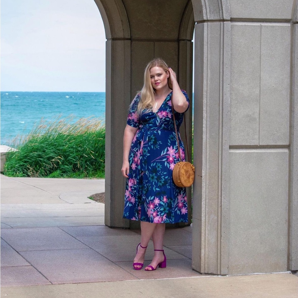 Eliza J Floral Faux Wrap Midi Dress Belted size 14 Elbow Sleeves